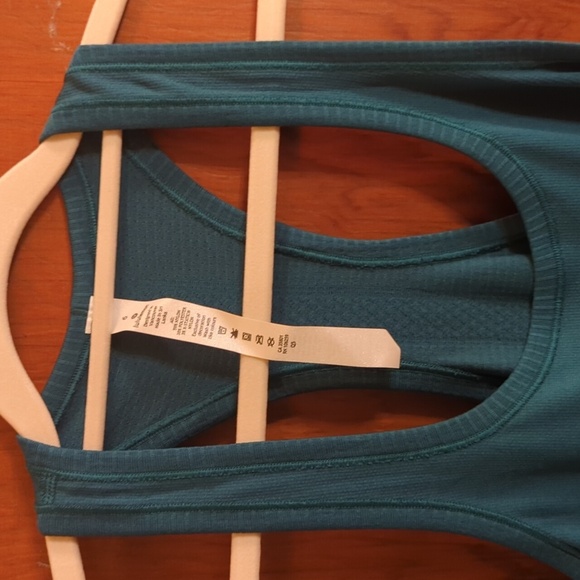 NWT Lululemon Swiftly Tech Racerback Size 6 Laguna - Picture 5 of 8